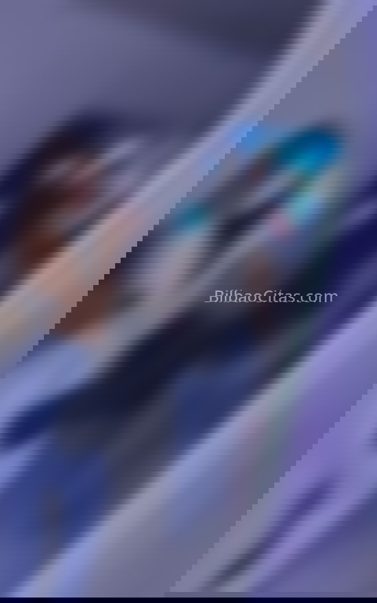 Ale, joven colombiana. 610405046. Citas en BILBAO, BILBAO. www.bilbaocitas.com.
