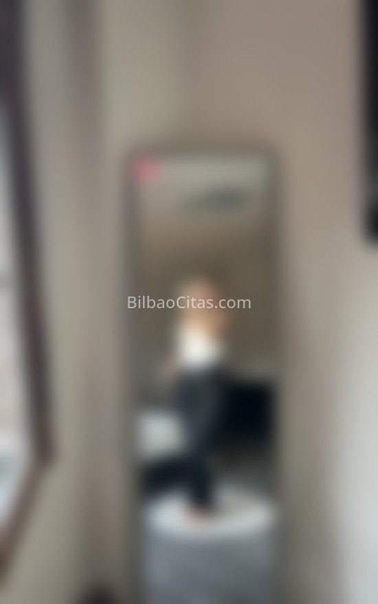 Nicole, guapa colombiana . 604255327. Citas en BILBAO, BILBAO. www.bilbaocitas.com.