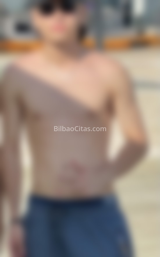 Cortez, joven colombiano. 643993593. Citas en BILBAO, BILBAO. www.bilbaocitas.com.