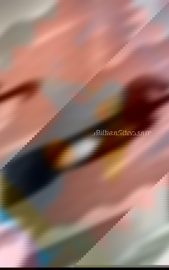 Reina, joven colombiana. 670419970. Citas en BILBAO, BILBAO. www.bilbaocitas.com.