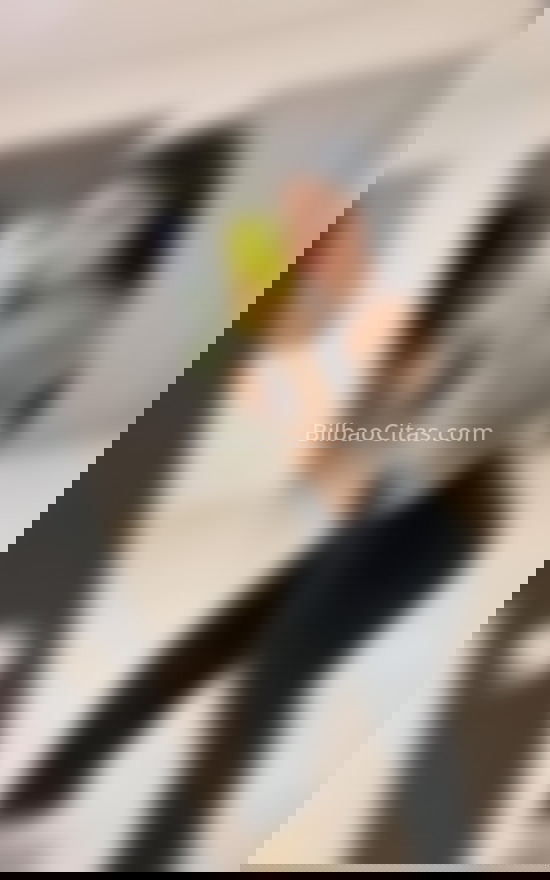 Camila, joven colombiana. 613269156. Citas en BILBAO, BILBAO. www.bilbaocitas.com.