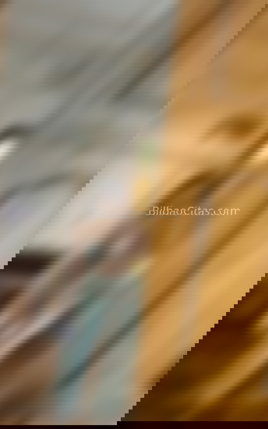 Luna, jovencita latina. 613732532. Citas en BILBAO, BILBAO. www.bilbaocitas.com.