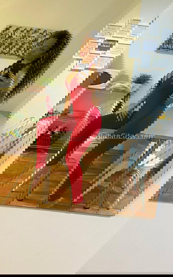 Stella, mujer de Cuba. 694224323. Citas en BILBAO, BILBAO. www.bilbaocitas.com.