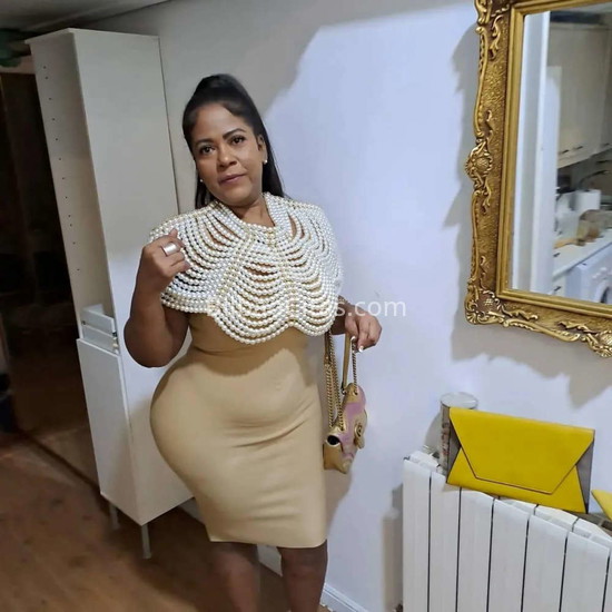 Patty, dominicana voluptuosa con curvas. 673866052. Citas en BILBAO, BILBAO. www.bilbaocitas.com.