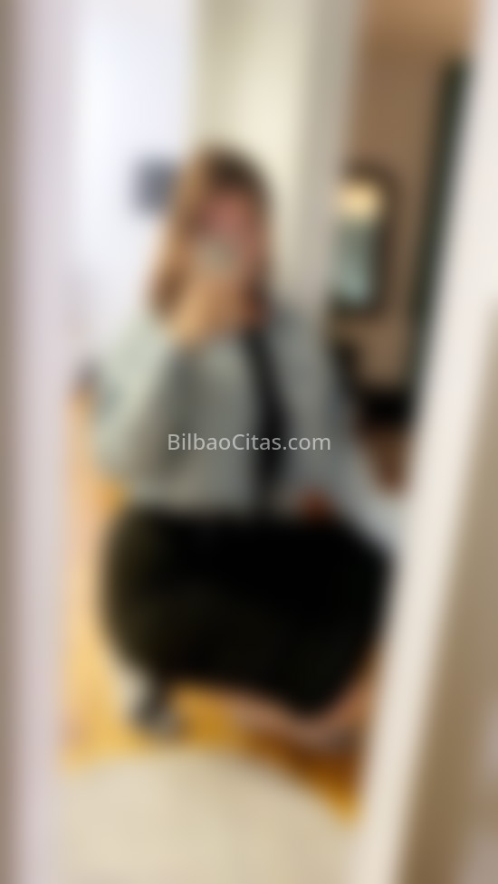 Bella, latina. 643654820. Citas en BILBAO, BILBAO. www.bilbaocitas.com.