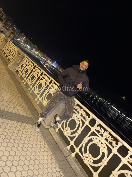 Ángel, chico latino. 614772935. Citas en BILBAO, BILBAO. www.bilbaocitas.com. Ángel, chico latino. 614772935. Citas en BILBAO, BILBAO. www.bilbaocitas.com.