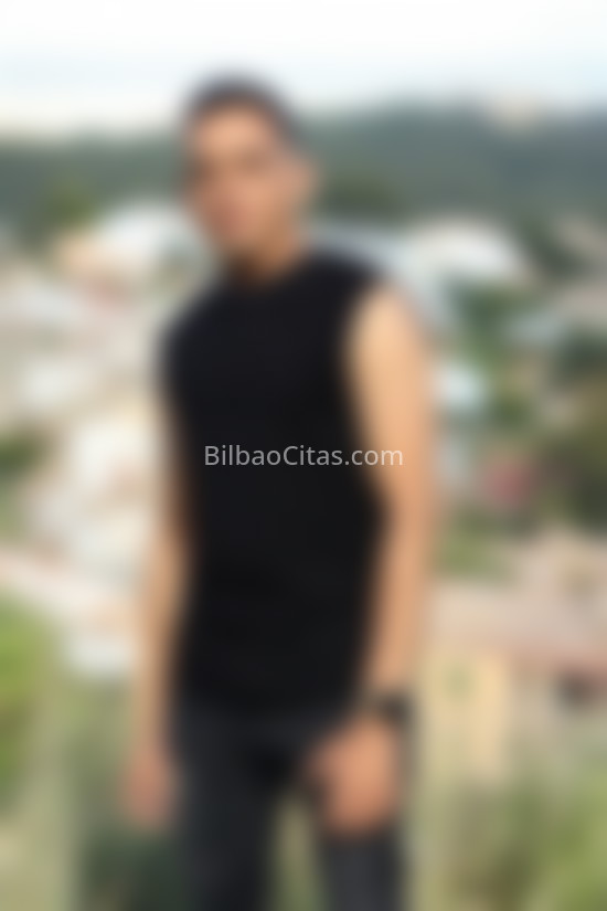 Gabriel, latino. 631126262. Citas en BILBAO, BILBAO. www.bilbaocitas.com.