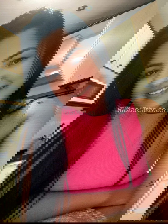 Yesenia, hermosa latina . 672876258. Citas en BILBAO, BILBAO. www.bilbaocitas.com.