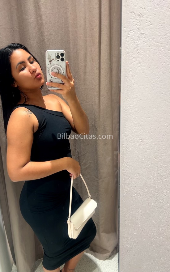 Yesenia, hermosa latina . 672876258. Citas en BILBAO, BILBAO. www.bilbaocitas.com.
