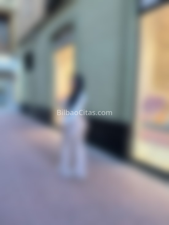Sara, mujer con presencia. 678982909. Citas en BILBAO, BILBAO. www.bilbaocitas.com.