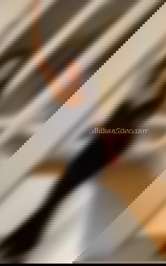 Sasha, joven colombiana enrollada. 614758842. Citas en BILBAO, BILBAO. www.bilbaocitas.com.