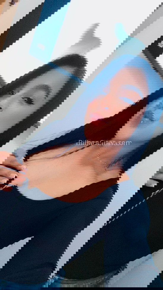 Valeria, joven colombiana . 604105744. Citas en BILBAO, BILBAO. www.bilbaocitas.com.