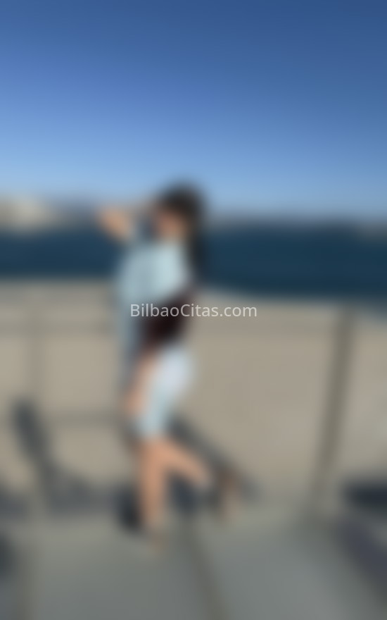 Sharlo, joven latina. 632289694. Citas en BILBAO, BILBAO. www.bilbaocitas.com.