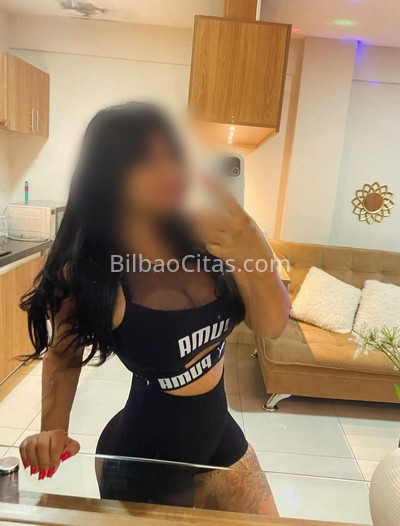Ana, desenvuelta y decidida. 635850487. Citas en BILBAO, BILBAO. www.bilbaocitas.com.