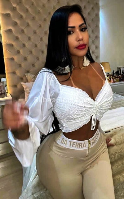 Miel, brasileira . 603933076. Citas en BILBAO, BILBAO. www.bilbaocitas.com.