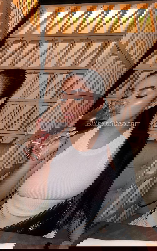 Encantadora jovencita, fiestera y dulce. 637897914. Citas en BILBAO, BILBAO. www.bilbaocitas.com. Encantadora jovencita, fiestera y dulce. 637897914. Citas en BILBAO, BILBAO. www.bilbaocitas.com.