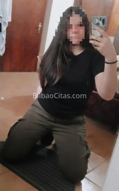 Fernanda, risueña y muy tratable. 614734914. Citas en BILBAO, BILBAO. www.bilbaocitas.com.